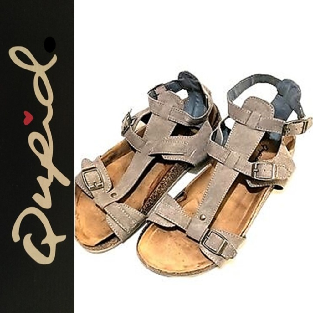 🔻 BASEMENT SALE 🔻 QUPID * SANDALS